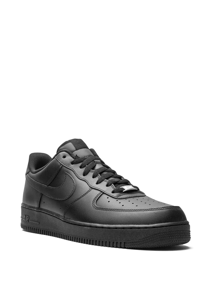 NIKE AIR FORCE 1 LOW - NOIR solde