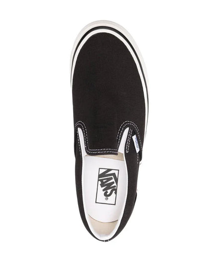 VANS - SLIP-ON NOIR BLANC