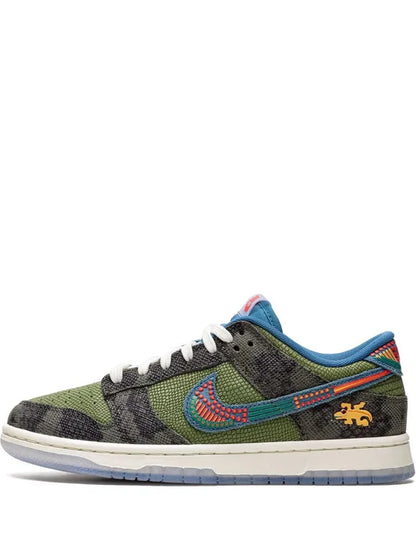 NIKE DUNK LOW - SIEMPRE FAMILIA