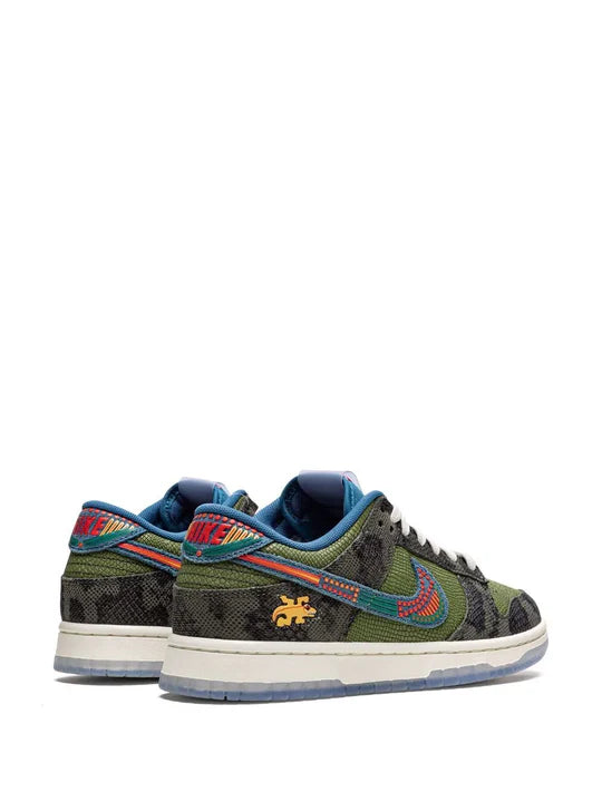 NIKE DUNK LOW - SIEMPRE FAMILIA