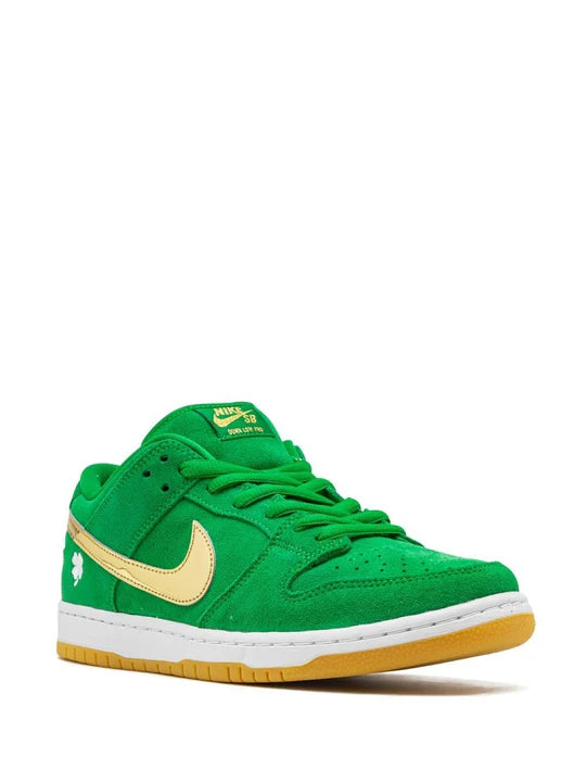 NIKE DUNK LOW - St. PATRICK'S